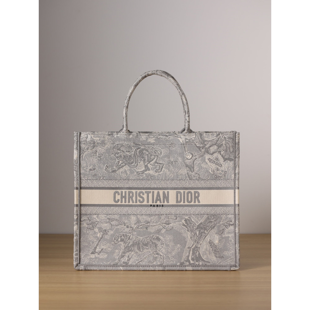 LARGE DIOR BOOK TOTE