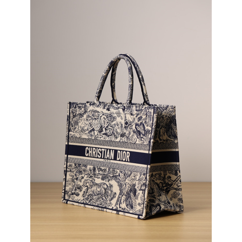 LARGE DIOR BOOK TOTE