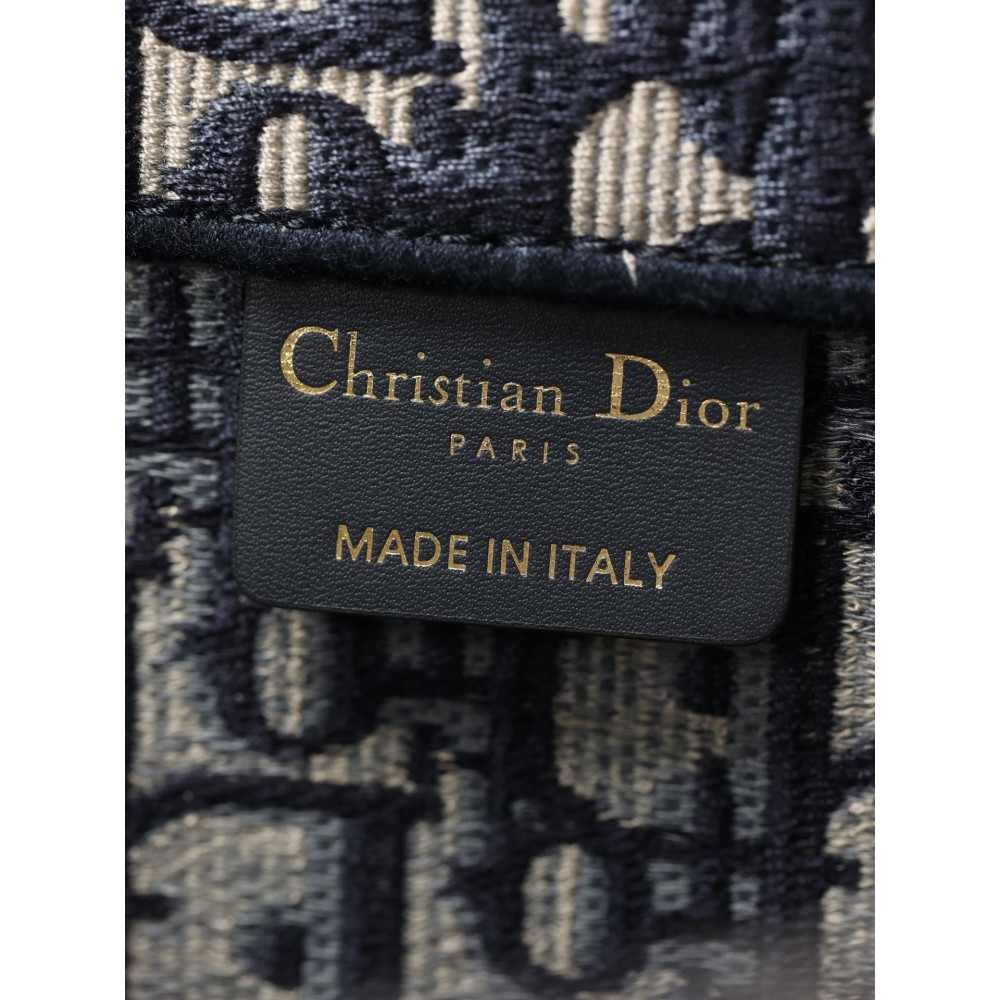 MEDIUM DIOR BOOK TOTE MEDIUM DIOR BOOK TOTE