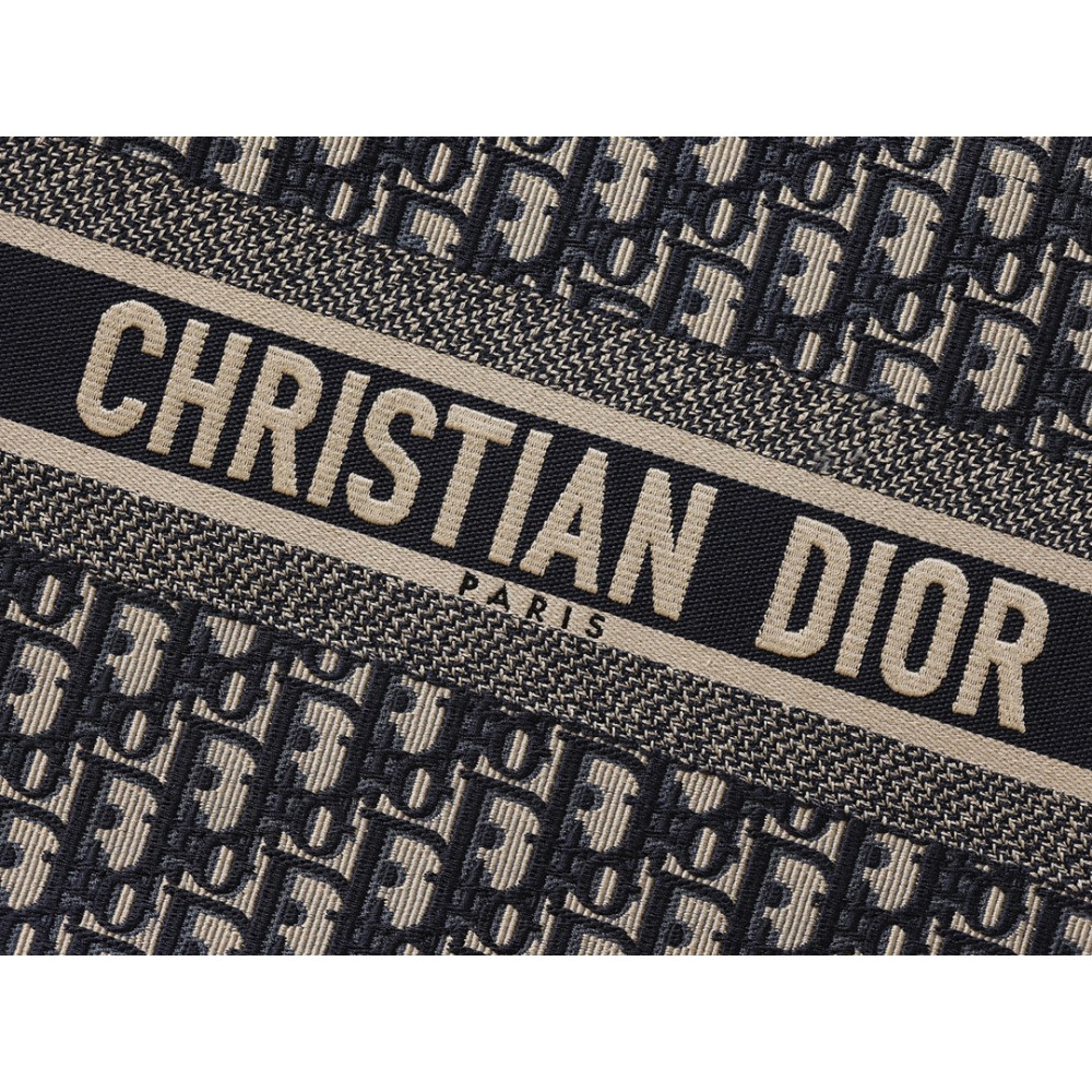 MEDIUM DIOR BOOK TOTE MEDIUM DIOR BOOK TOTE