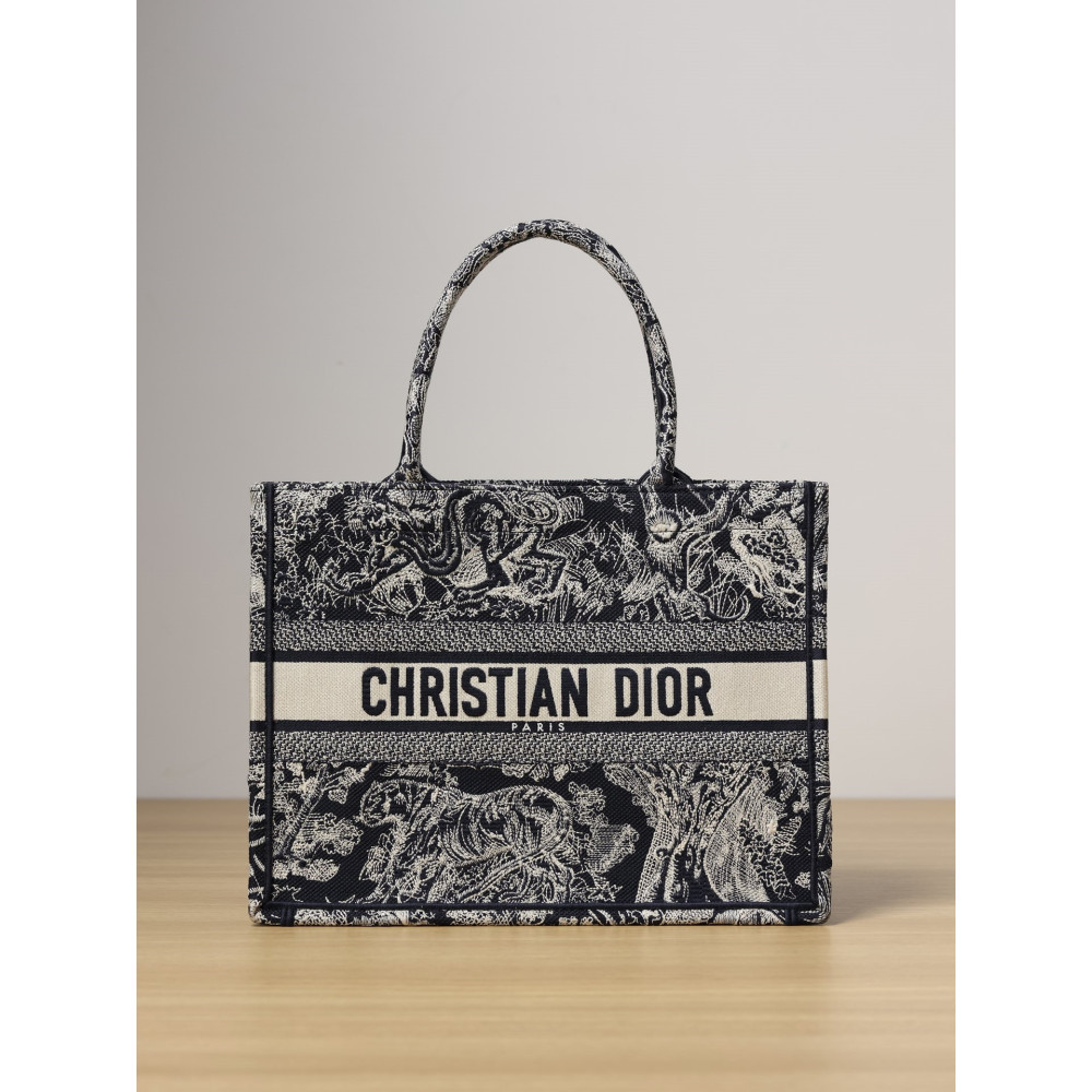 MEDIUM DIOR BOOK TOTE MEDIUM DIOR BOOK TOTE