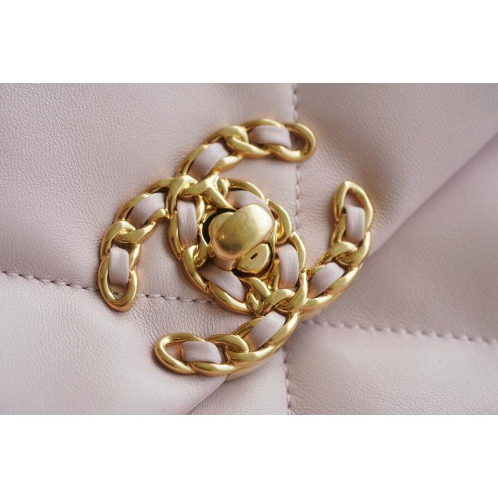 CHANEL SMALL 19 FLAP BAG CHANEL SMALL 19 FLAP BAG