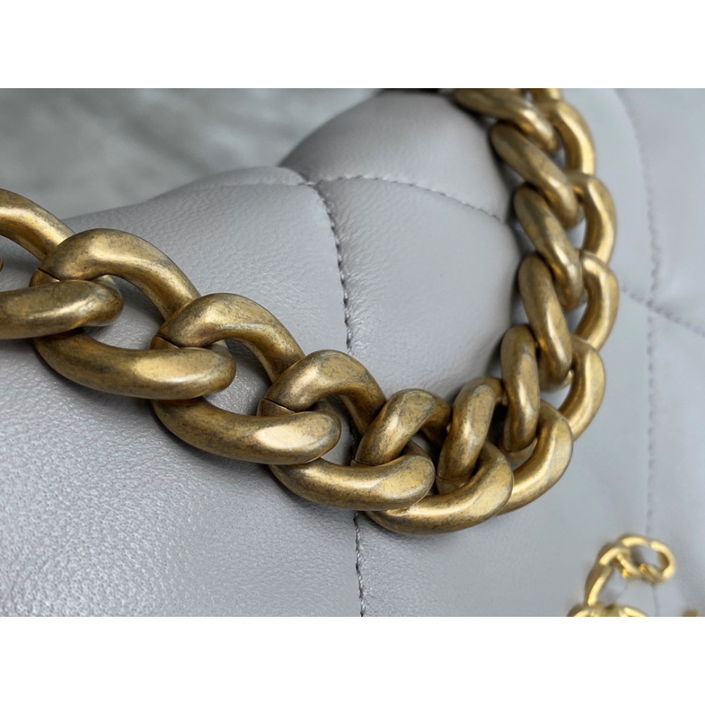 CHANEL SMALL 19 FLAP BAG CHANEL SMALL 19 FLAP BAG