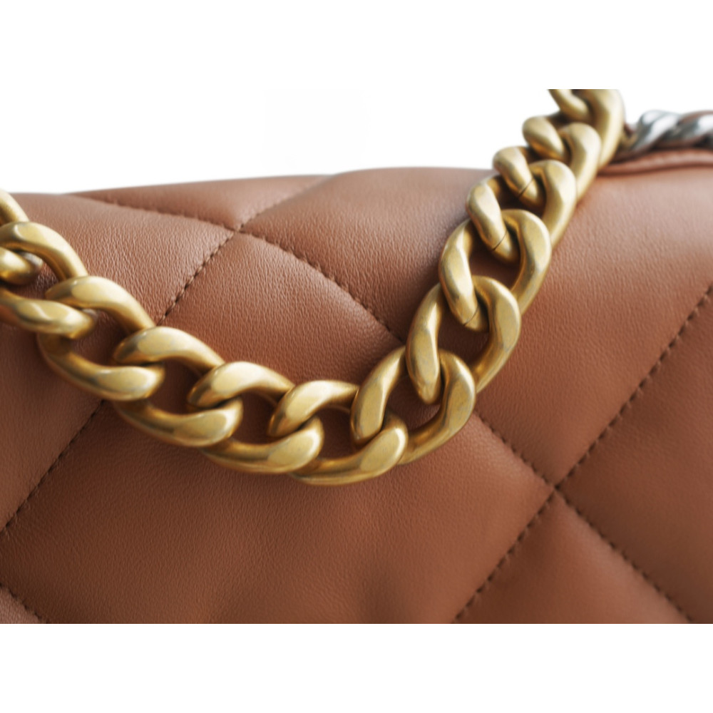 CHANEL SMALL 19 FLAP BAG CHANEL SMALL 19 FLAP BAG