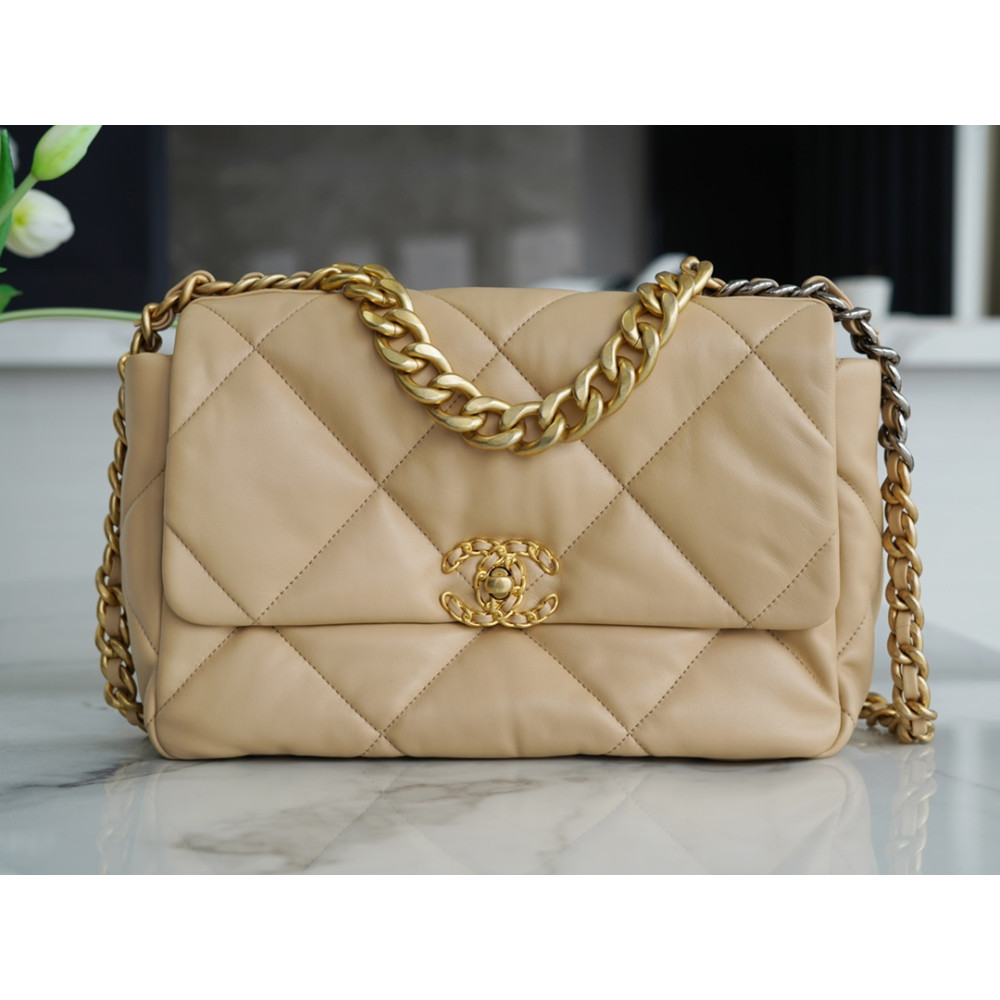 CHANEL MEDIUM 19 FLAP BAG CHANEL MEDIUM 19 FLAP BAG