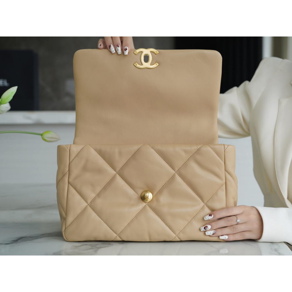 CHANEL MEDIUM 19 FLAP BAG CHANEL MEDIUM 19 FLAP BAG