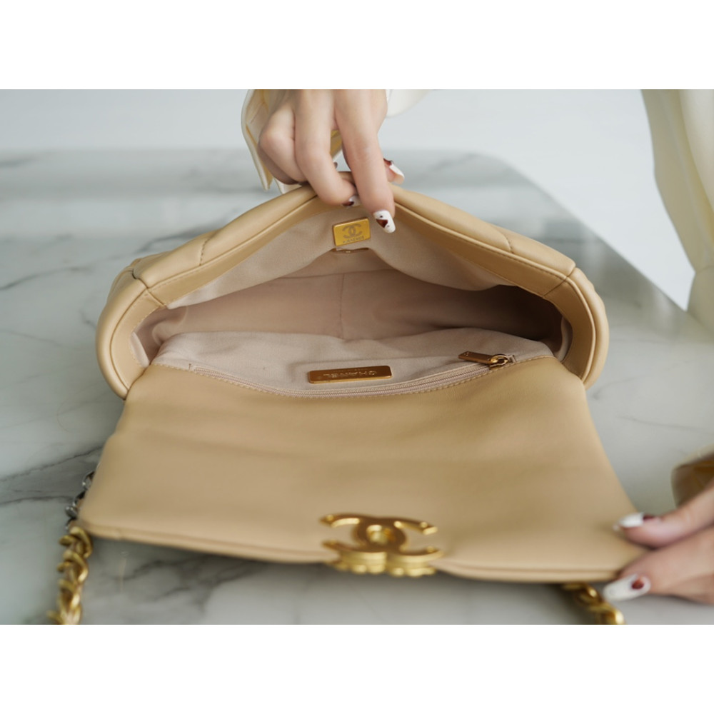 CHANEL SMALL 19 FLAP BAG CHANEL SMALL 19 FLAP BAG