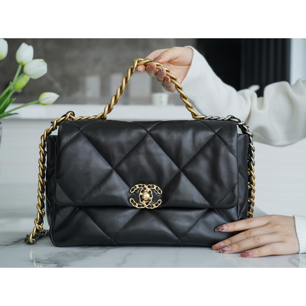 CHANEL MEDIUM 19 FLAP BAG CHANEL MEDIUM 19 FLAP BAG