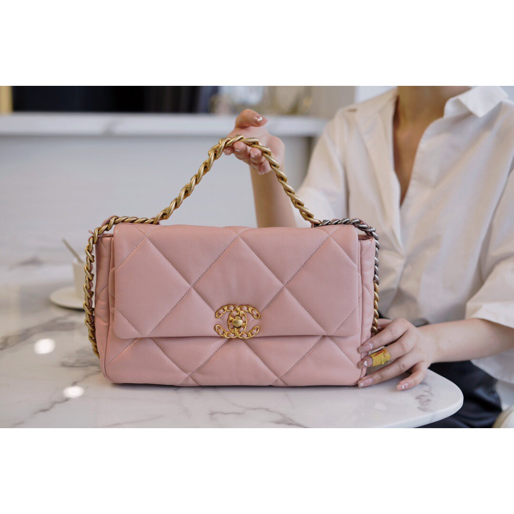 CHANEL MEDIUM 19 FLAP BAG
