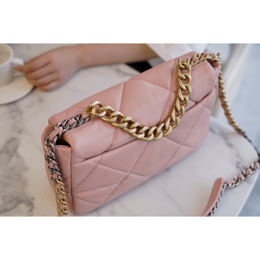 CHANEL MEDIUM 19 FLAP BAG