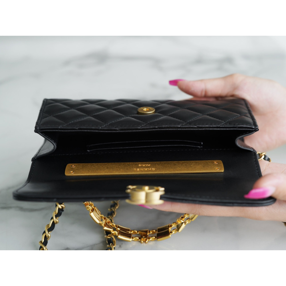 CHANEL TOP HANDLE FLAP BAG CHANEL TOP HANDLE FLAP BAG