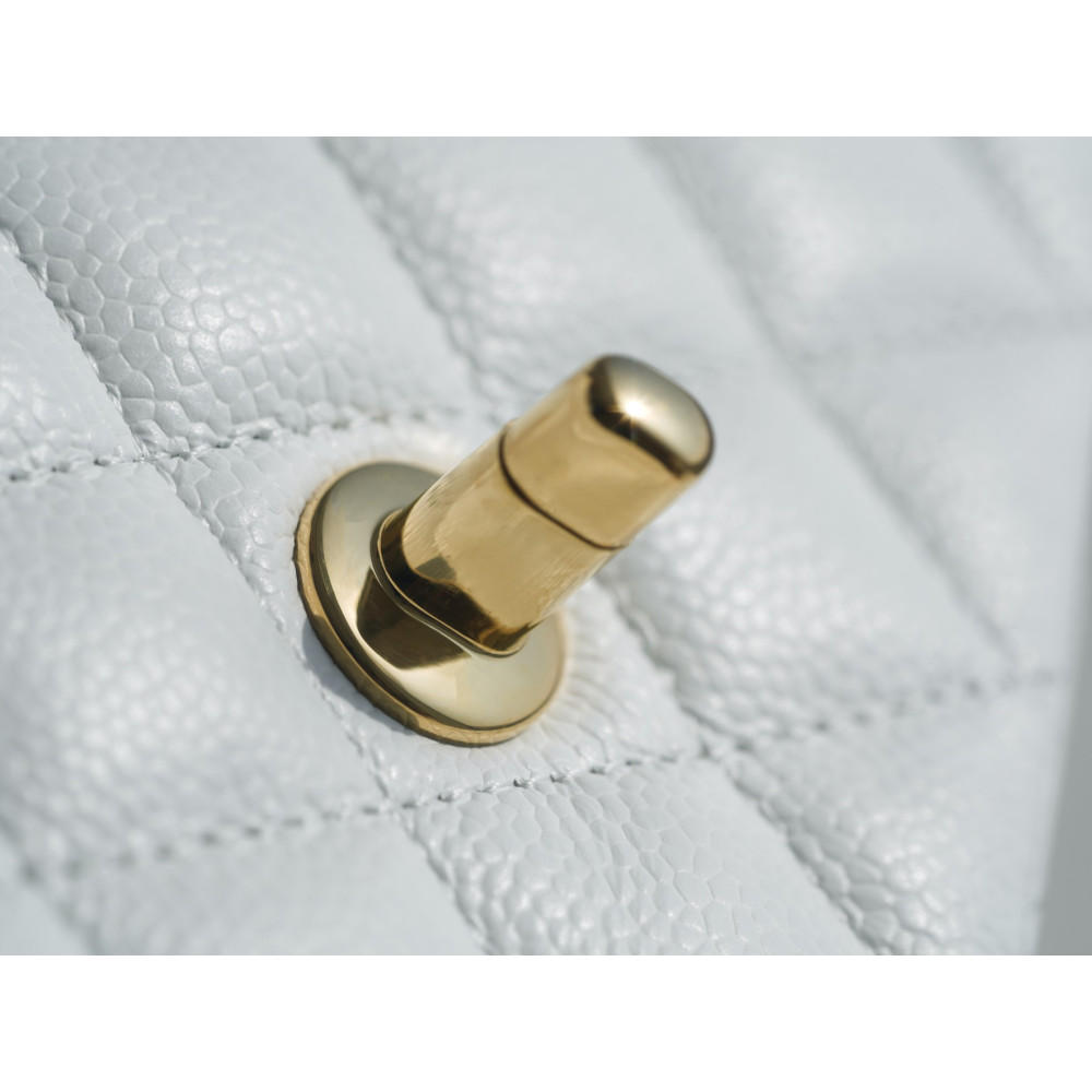 CHANEL MEDIUM DOUBLE FLAP BAG CHANEL MEDIUM DOUBLE FLAP BAG