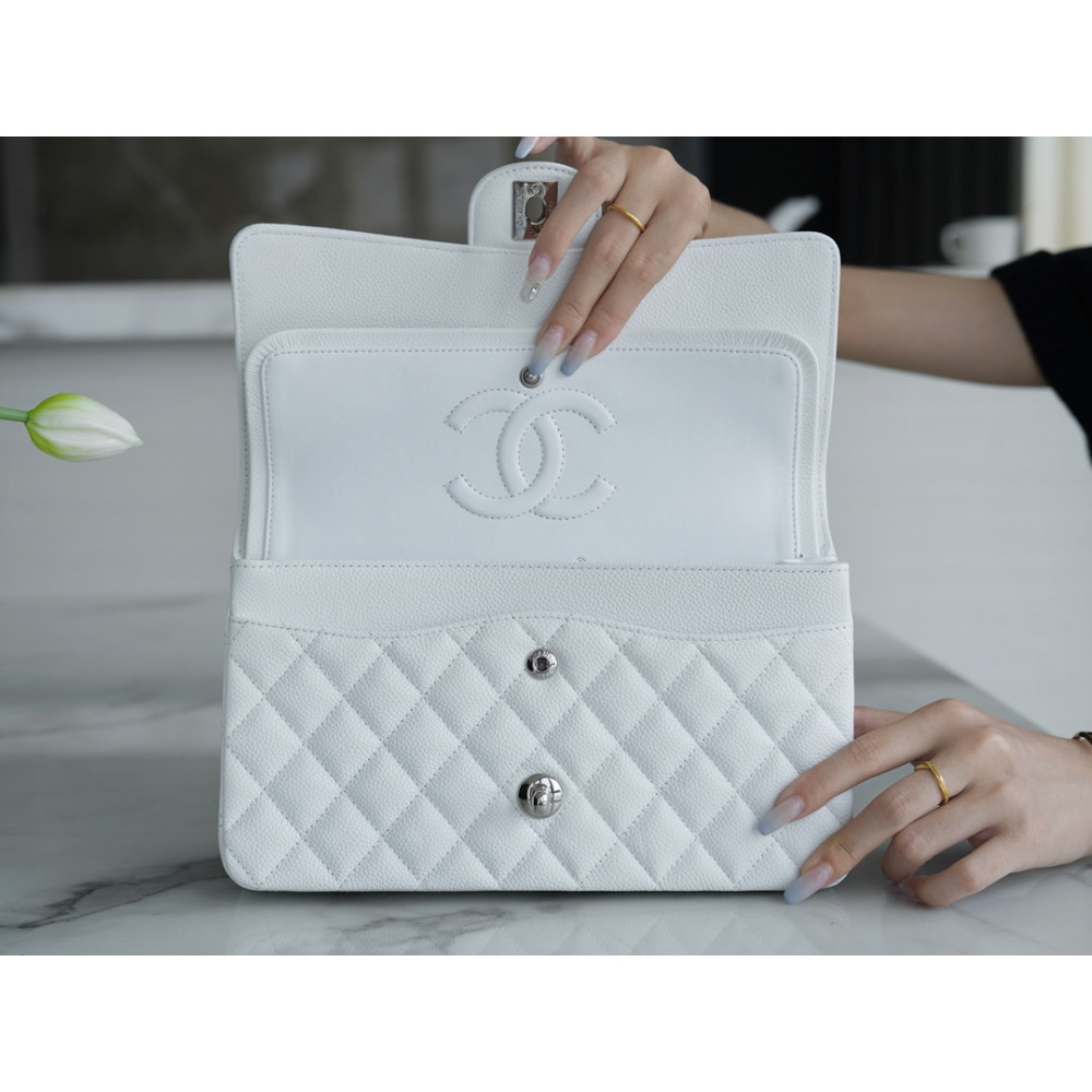 CHANEL MEDIUM DOUBLE FLAP BAG