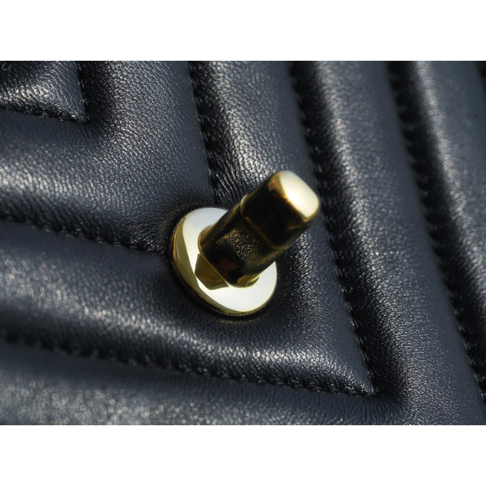 CHANEL SMALL HANDLE FLAP BAG CHANEL SMALL HANDLE FLAP BAG