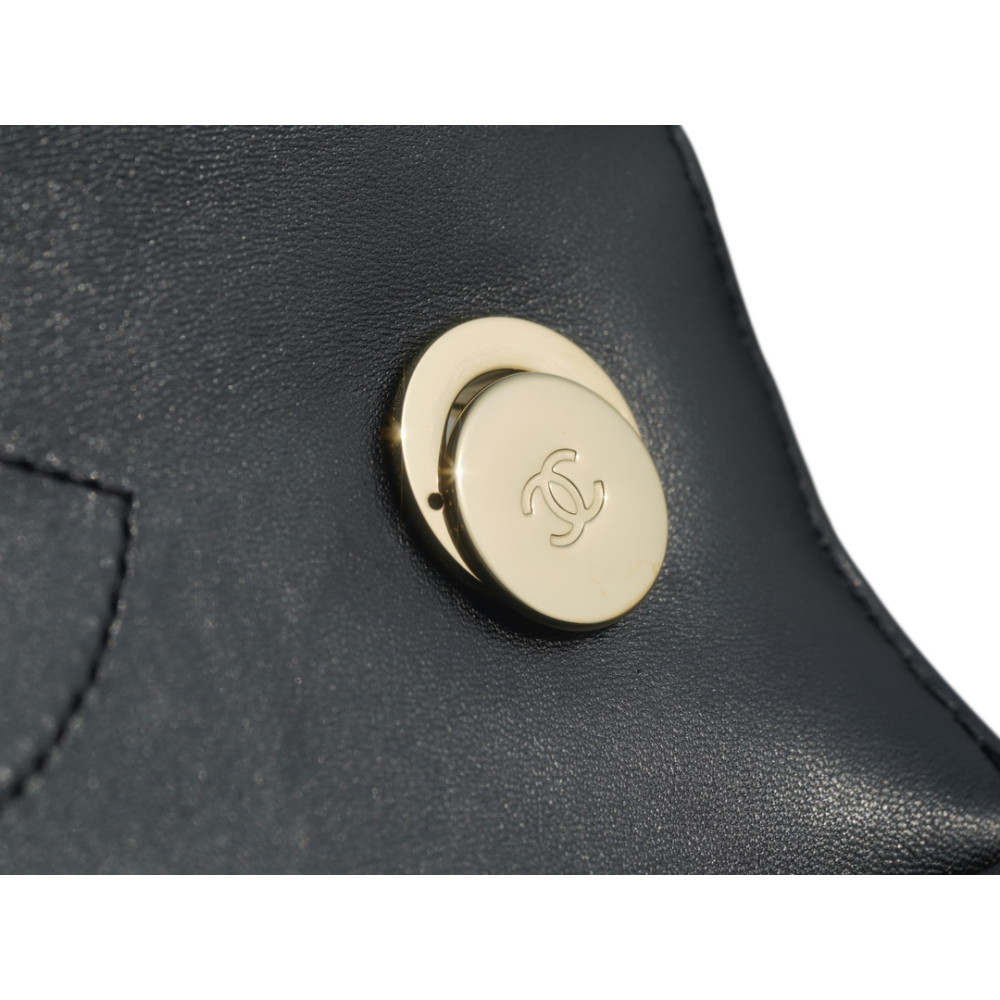 CHANEL SMALL HANDLE FLAP BAG CHANEL SMALL HANDLE FLAP BAG