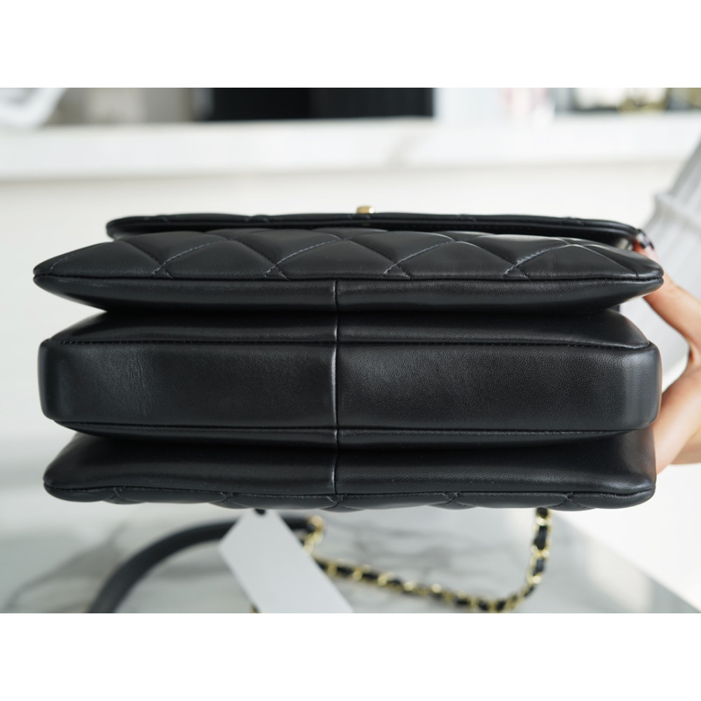 CHANEL SMALL HANDLE FLAP BAG CHANEL SMALL HANDLE FLAP BAG