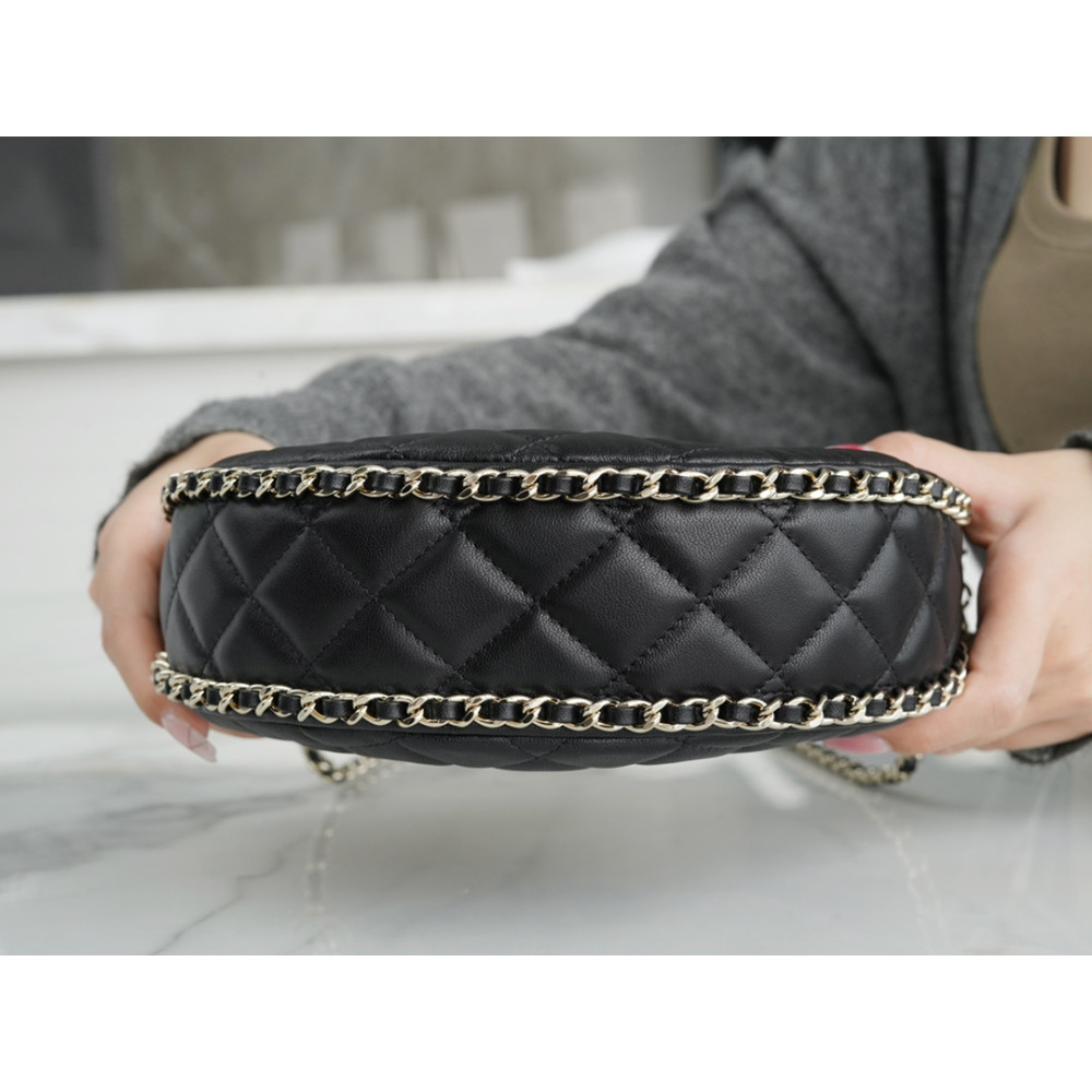 CHANEL SMALL HOBO BAG CHANEL SMALL HOBO BAG