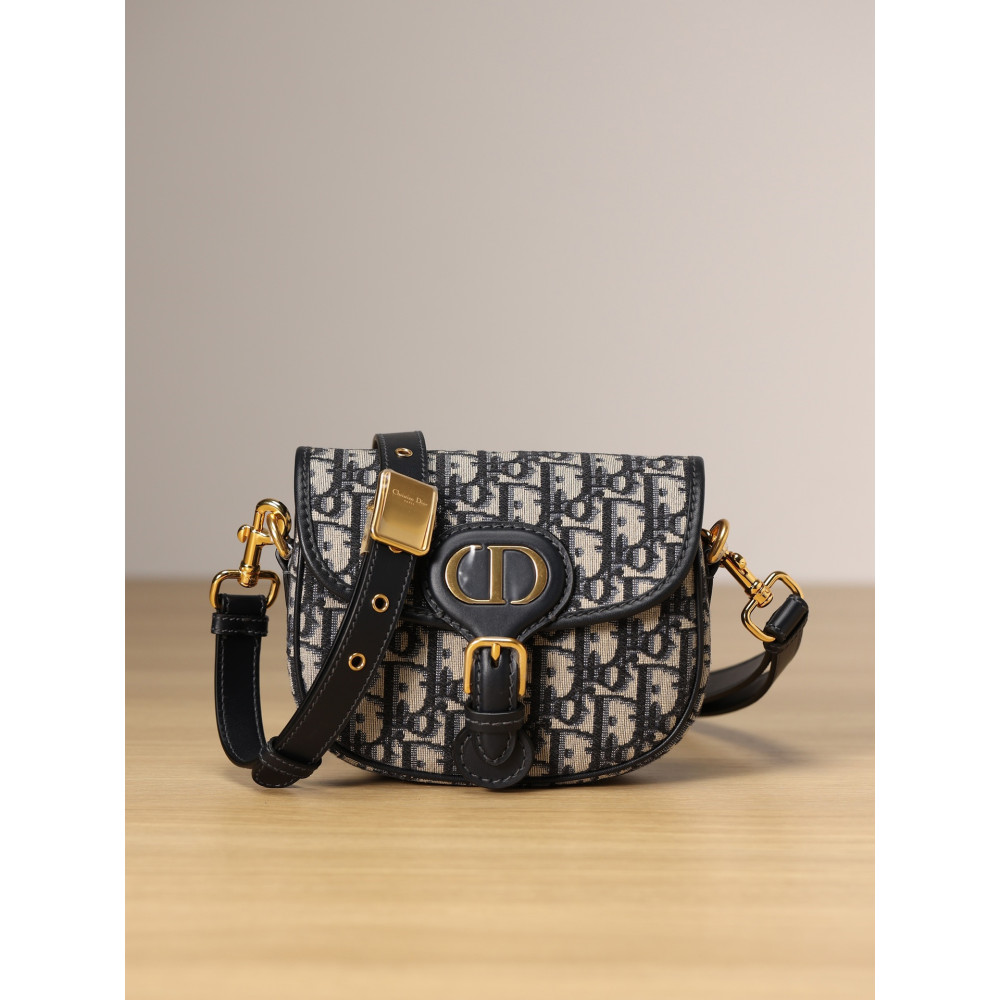 SMALL DIOR BOBBY BAG SMALL DIOR BOBBY BAG