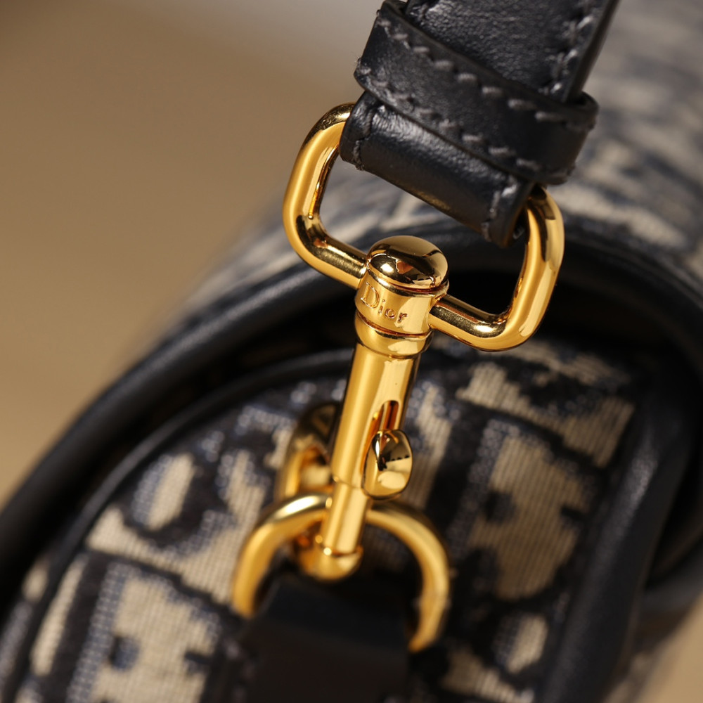 MEDIUM DIOR BOBBY BAG