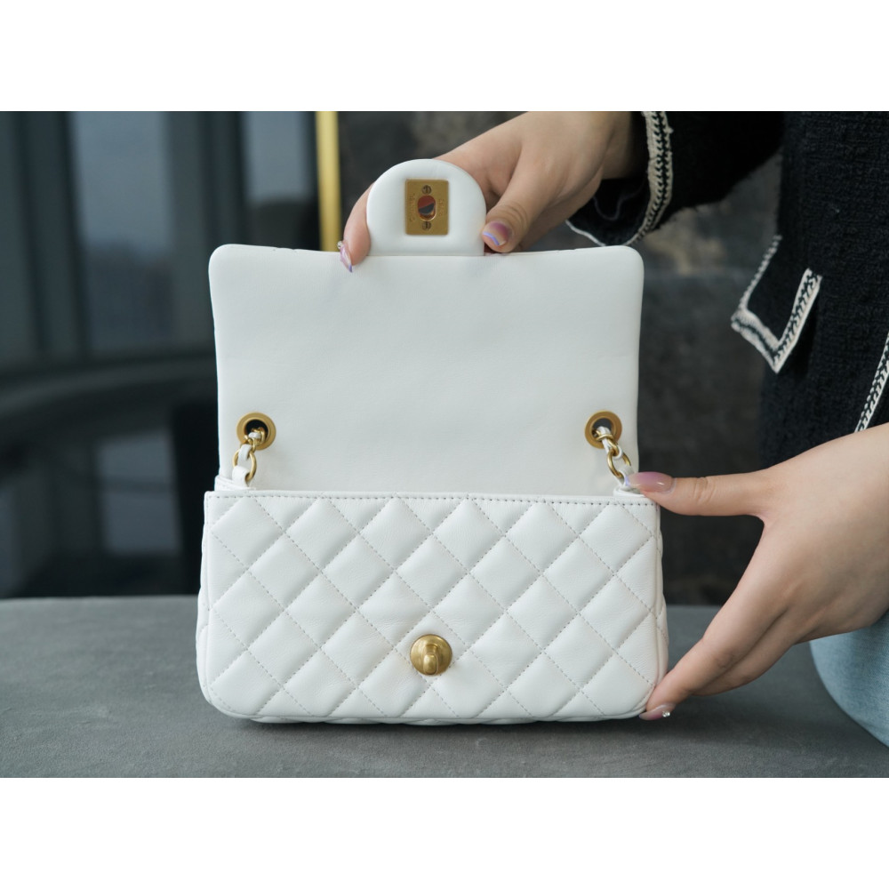 CHANEL PEARL CRUSH MINI FLAP BAG