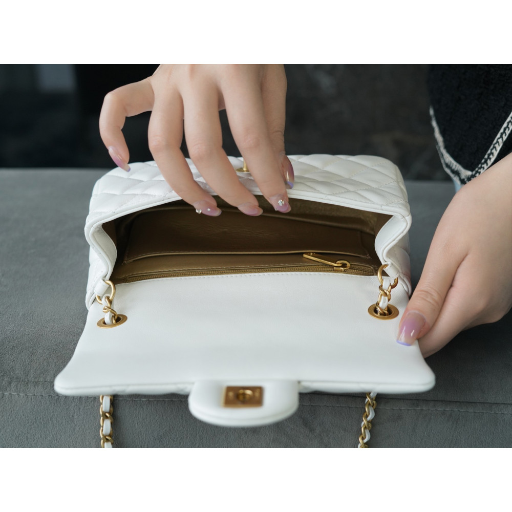 CHANEL PEARL CRUSH MINI FLAP BAG