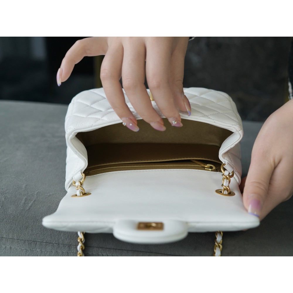 CHANEL PEARL CRUSH MINI FLAP BAG