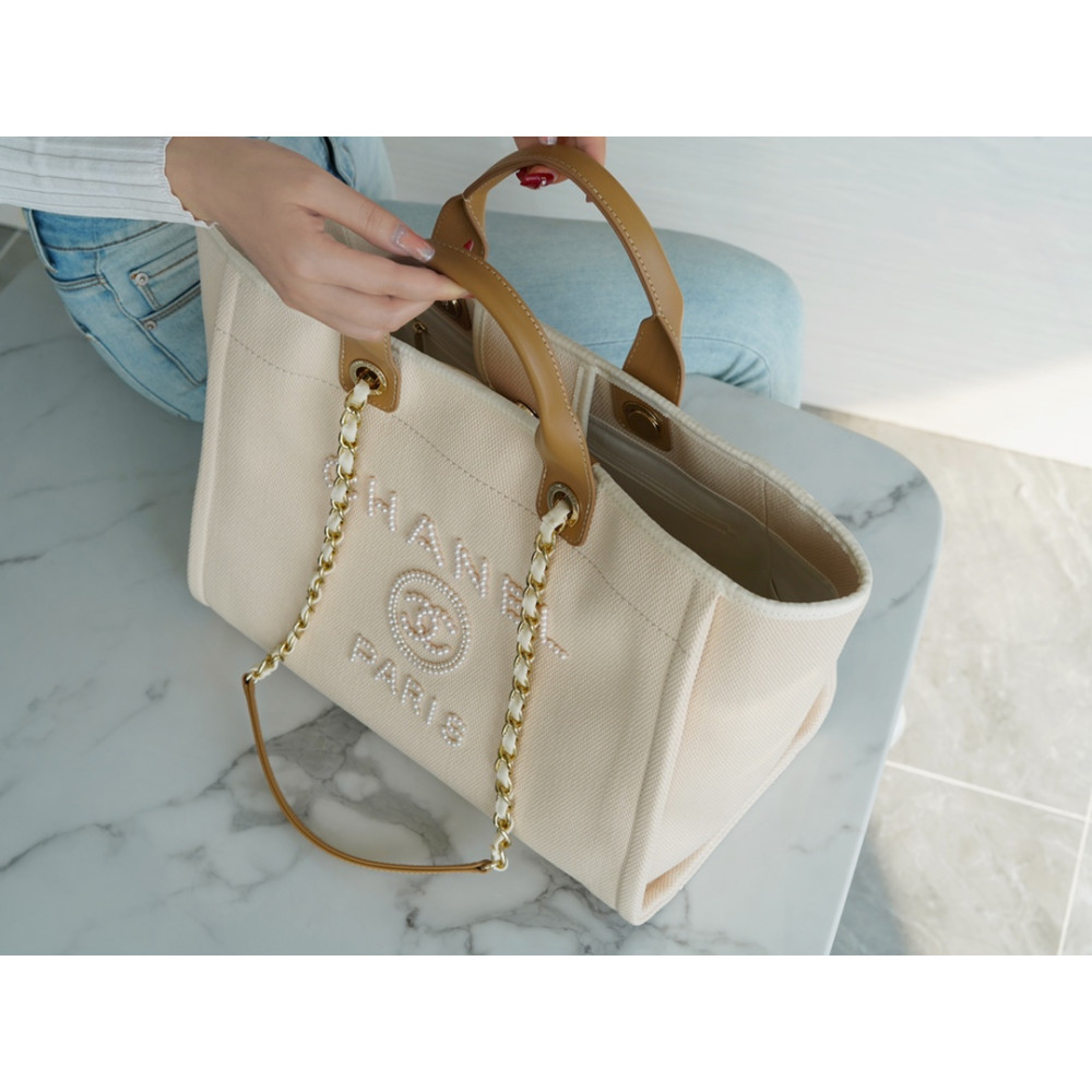 CHANEL DEAUVILLE TOTE CHANEL DEAUVILLE TOTE