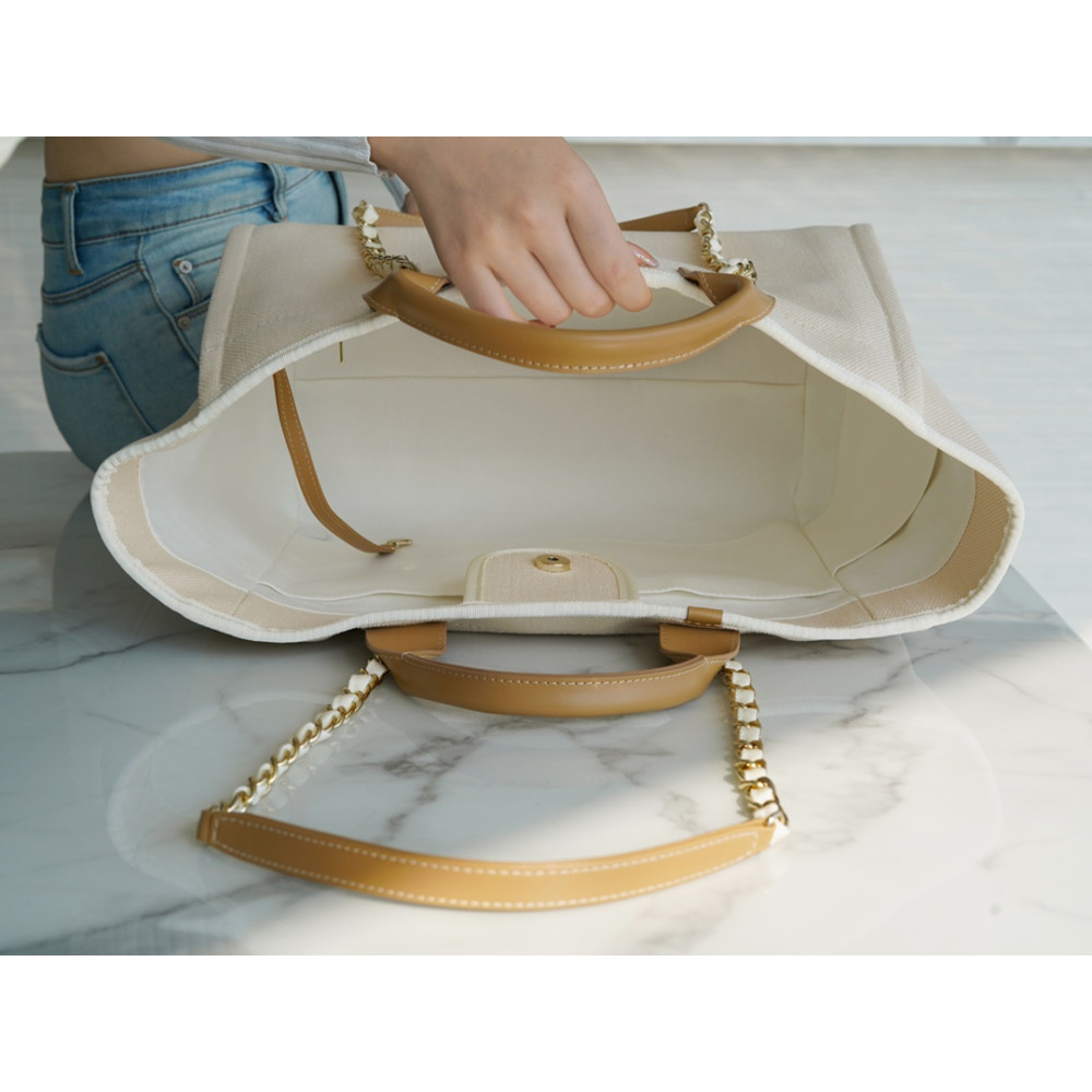 CHANEL DEAUVILLE TOTE CHANEL DEAUVILLE TOTE