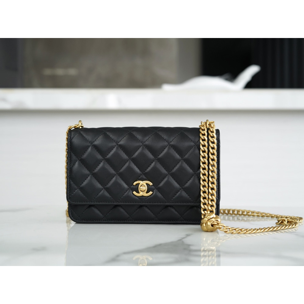 CHANEL SWEET CAMELLIA WALLET ON CHAIN BAG