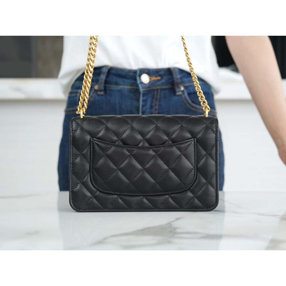 CHANEL SWEET CAMELLIA WALLET ON CHAIN BAG