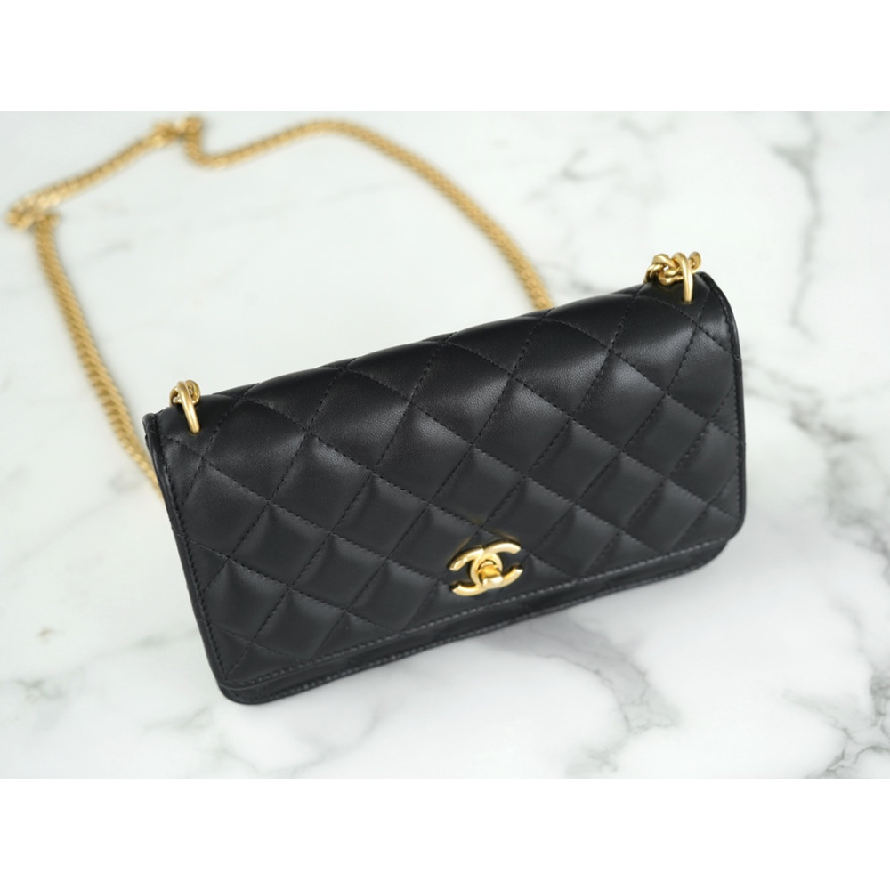 CHANEL SWEET CAMELLIA WALLET ON CHAIN BAG