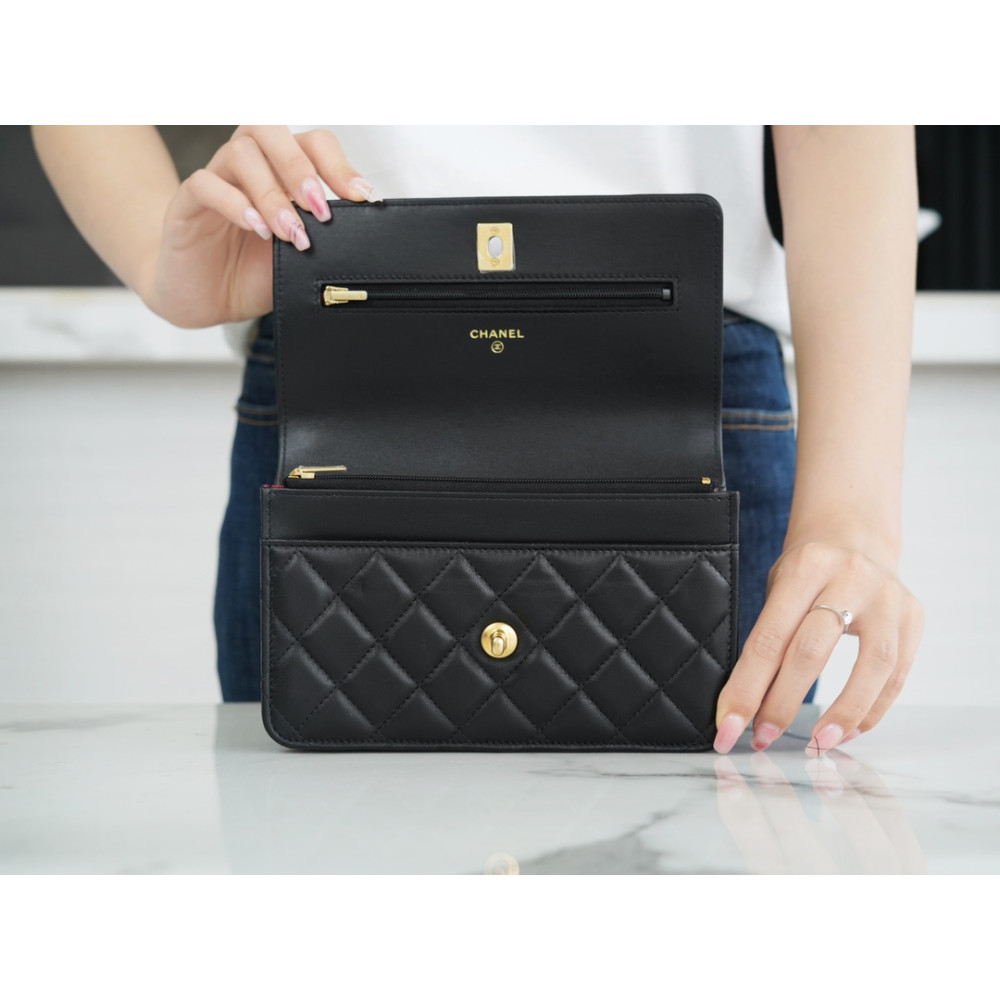 CHANEL SWEET CAMELLIA WALLET ON CHAIN BAG