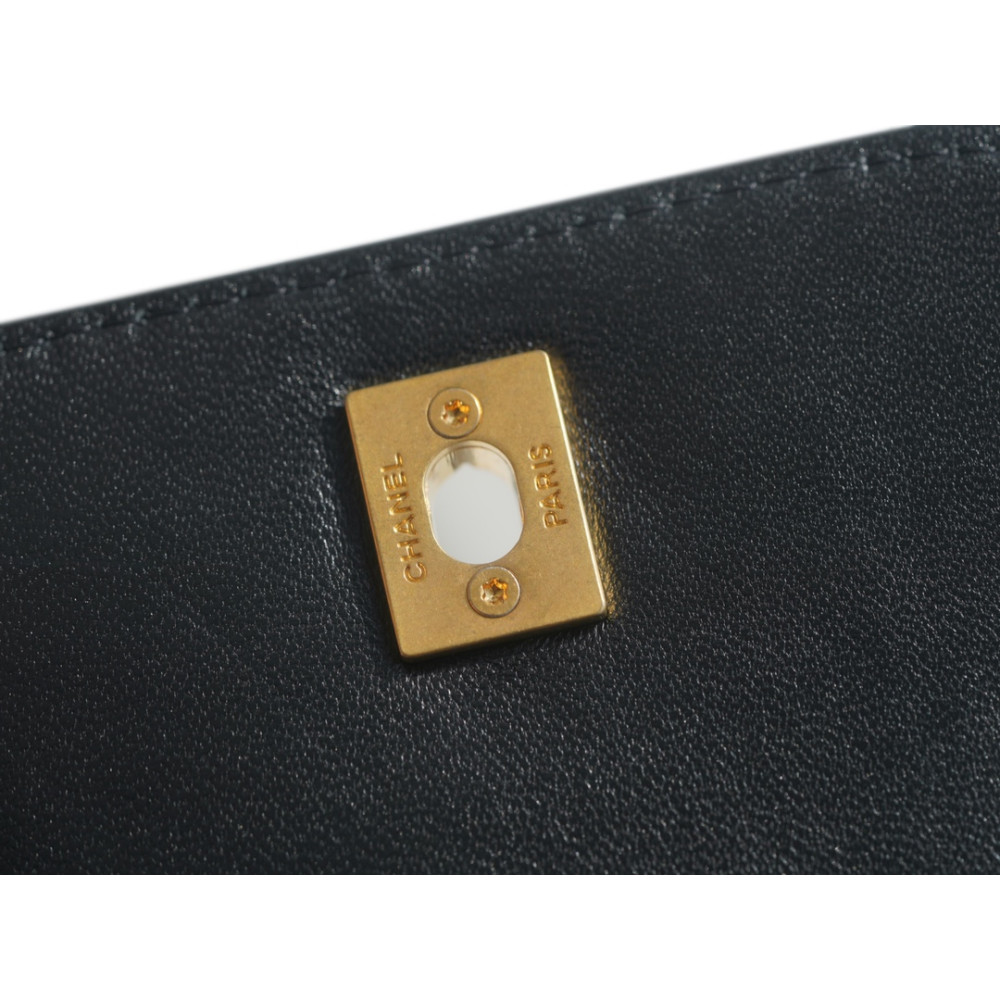 CHANEL PEARL CRUSH PHONE HOLDER WITH CHAIN BAG