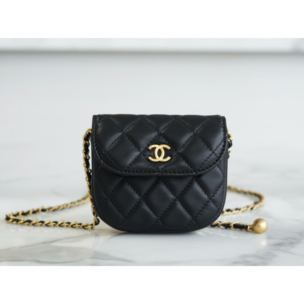 CHANEL PEARL CRUSH WAIST BAG