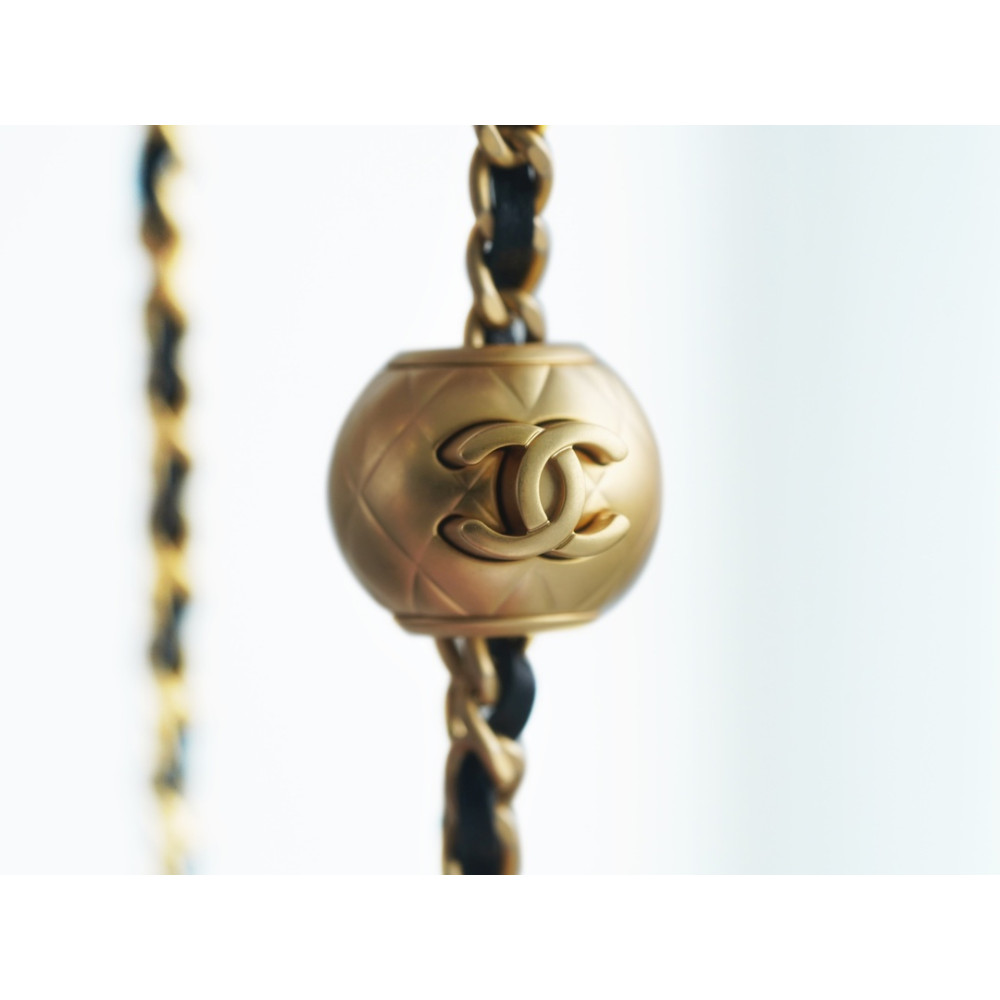 CHANEL PEARL CRUSH WAIST BAG