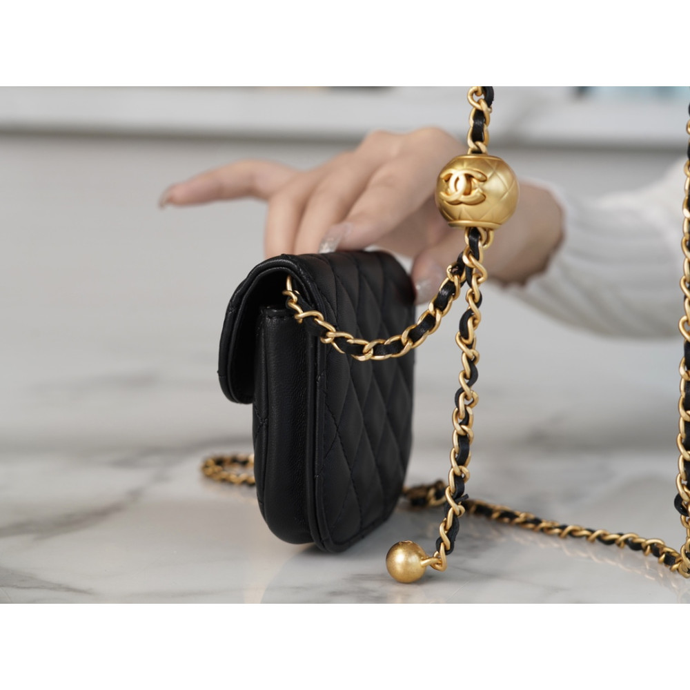 CHANEL PEARL CRUSH WAIST BAG
