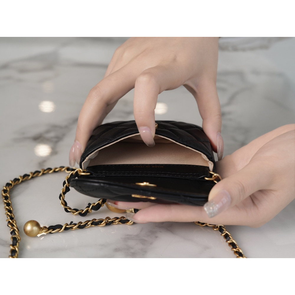CHANEL PEARL CRUSH WAIST BAG