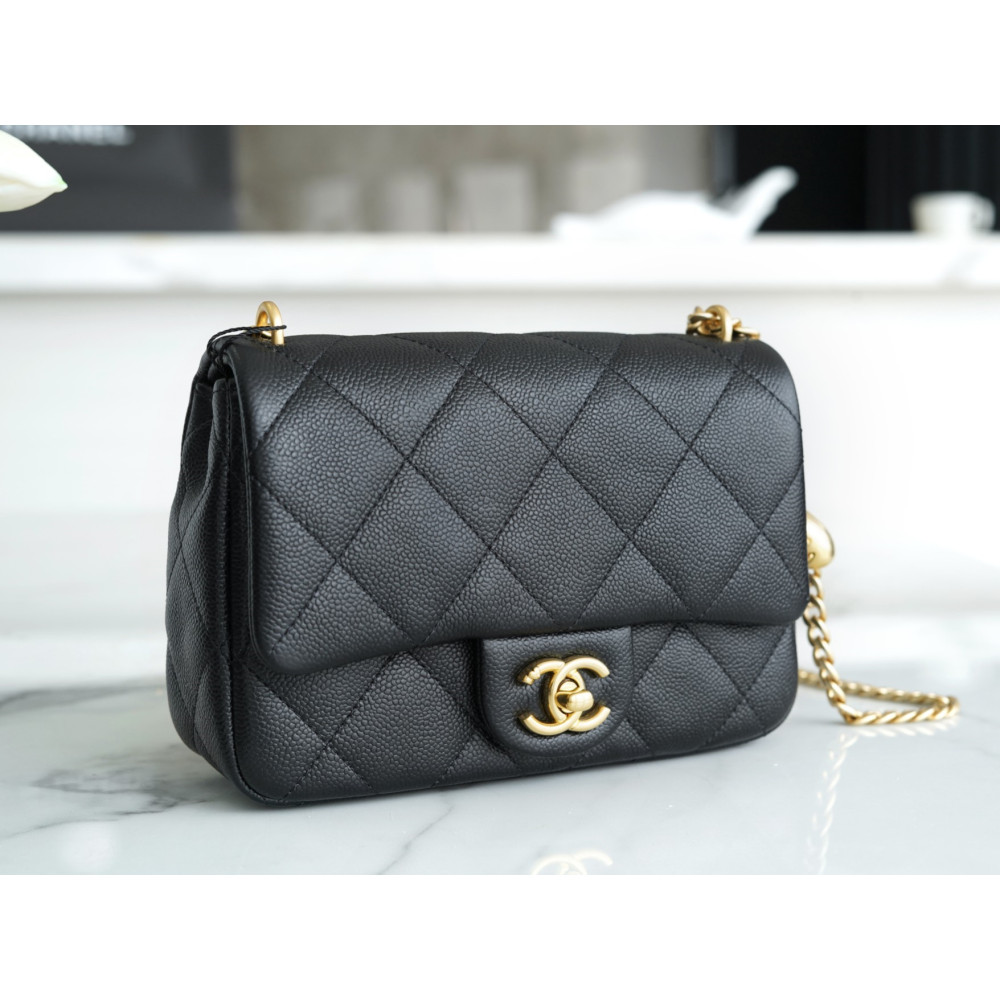 CHANEL SWEETHEART FLAP BAG