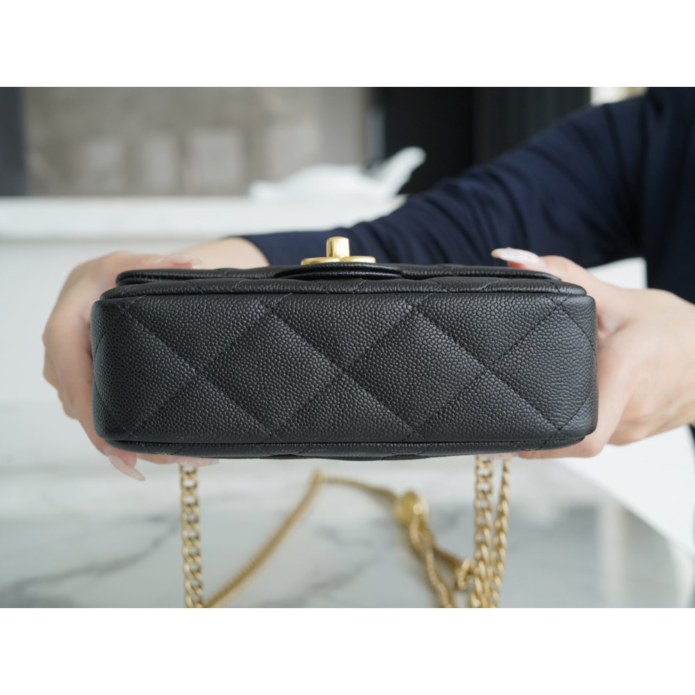 CHANEL SWEETHEART FLAP BAG