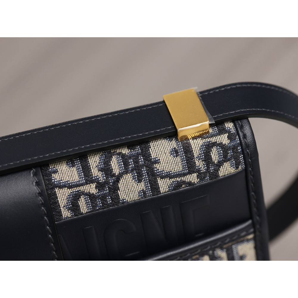 SMALL 30 MONTAIGNE BAG