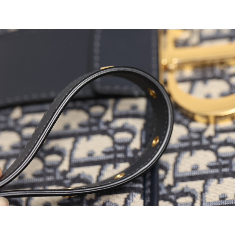 SMALL 30 MONTAIGNE BAG