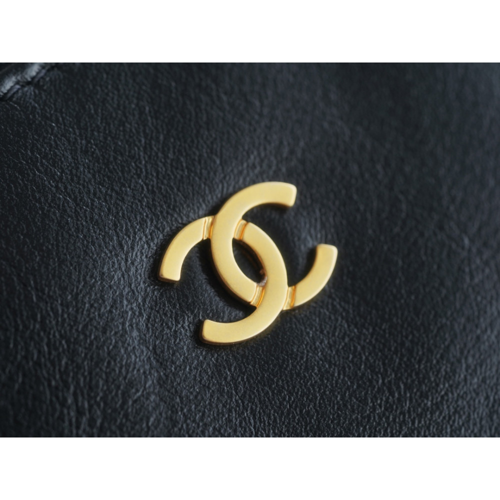 CHANEL 22 SMALL BAG CHANEL 22 SMALL BAG