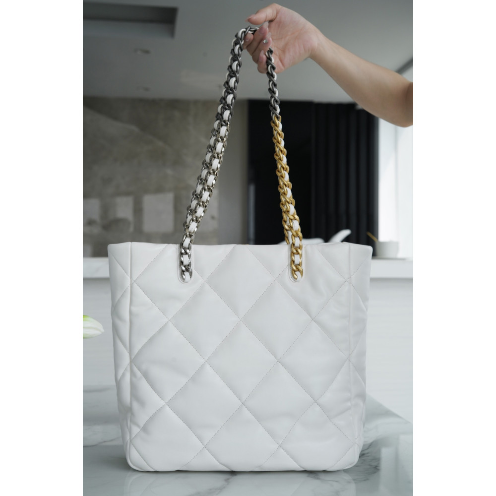 CHANEL 19 EAST WEST SHOPPING BAG