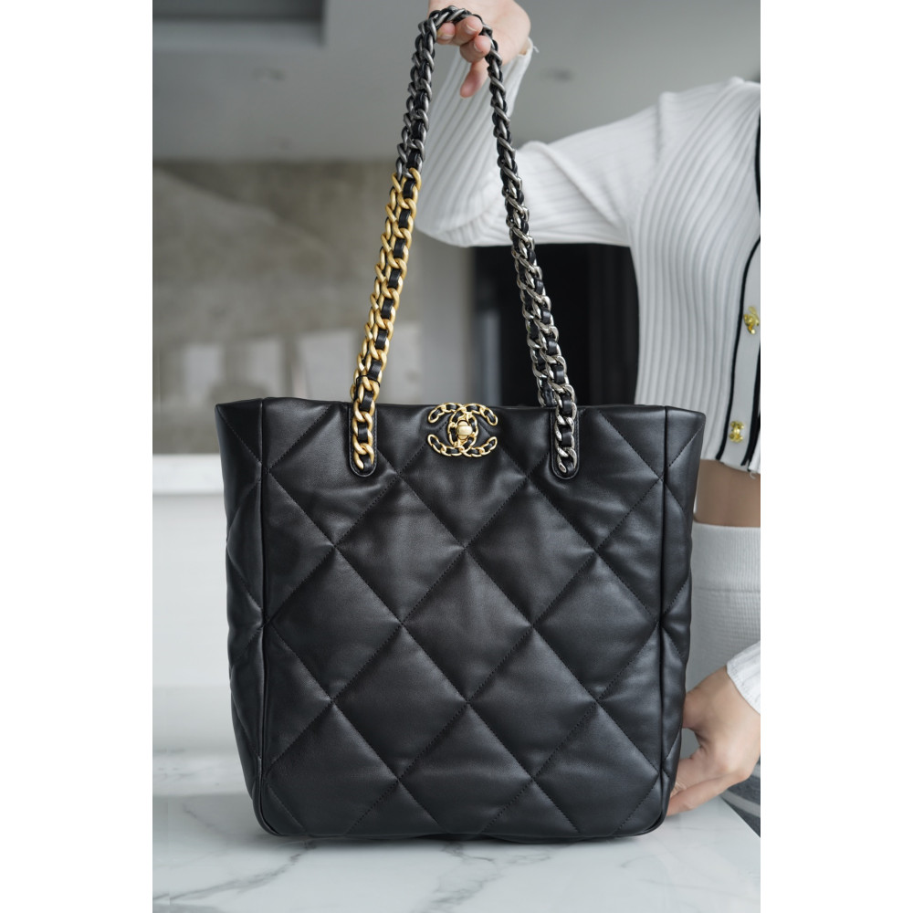 CHANEL 19 EAST WEST SHOPPING BAG