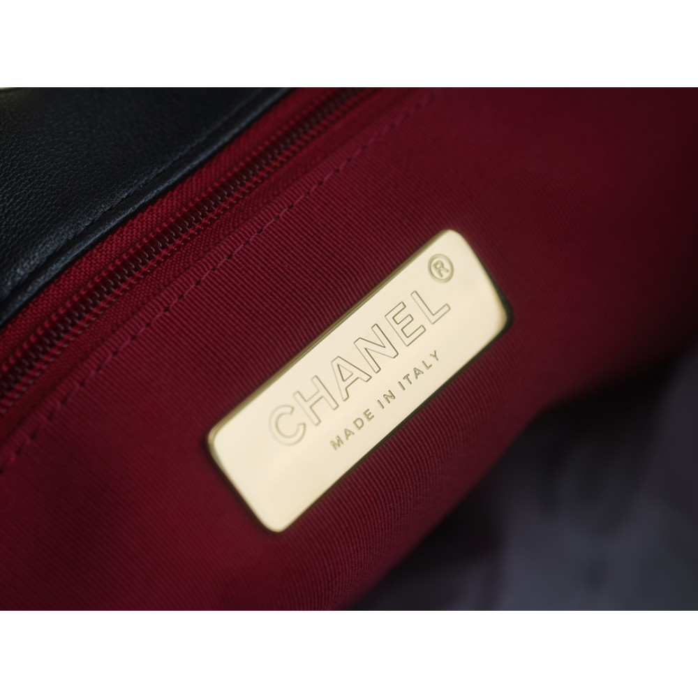 CHANEL 19 EAST WEST SHOPPING BAG