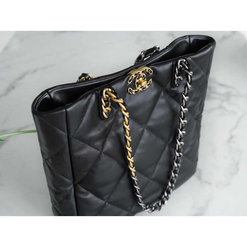 CHANEL 19 EAST WEST SHOPPING BAG