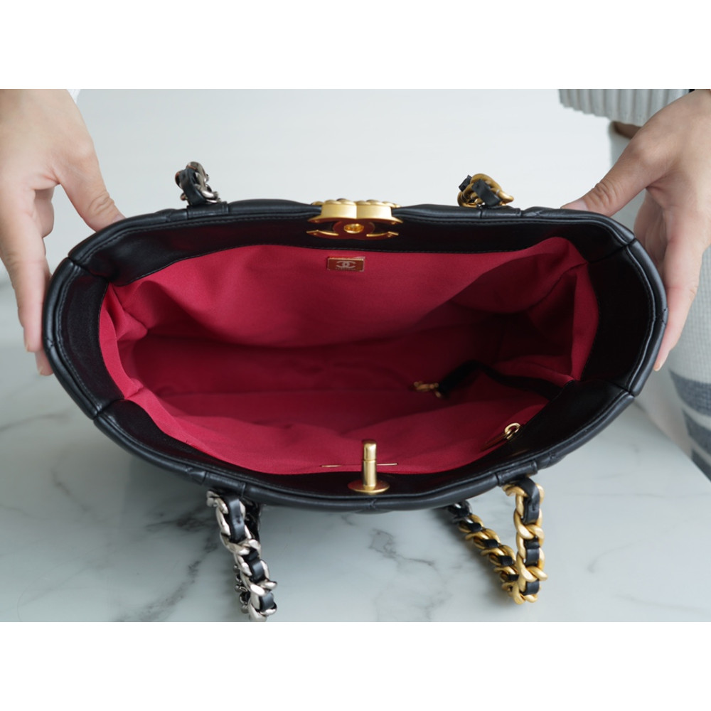 CHANEL 19 EAST WEST SHOPPING BAG