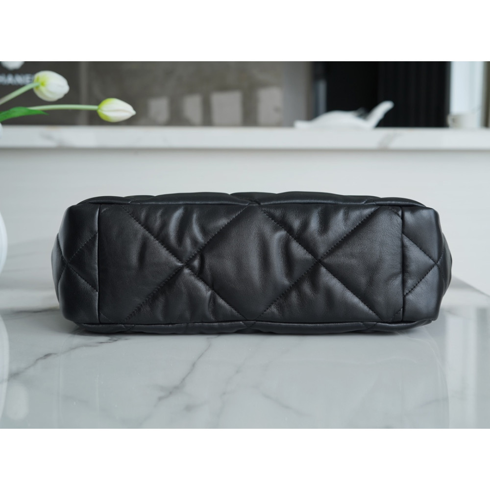 CHANEL 19 EAST WEST SHOPPING BAG CHANEL 19 EAST WEST SHOPPING BAG