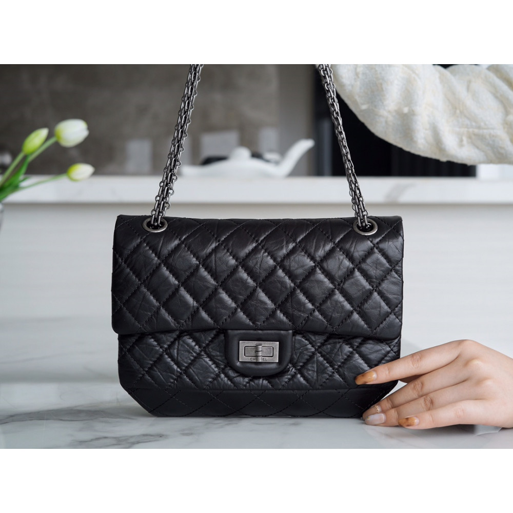 CHANEL 2.55 SMALL FLAP BAG CHANEL 2.55 SMALL FLAP BAG