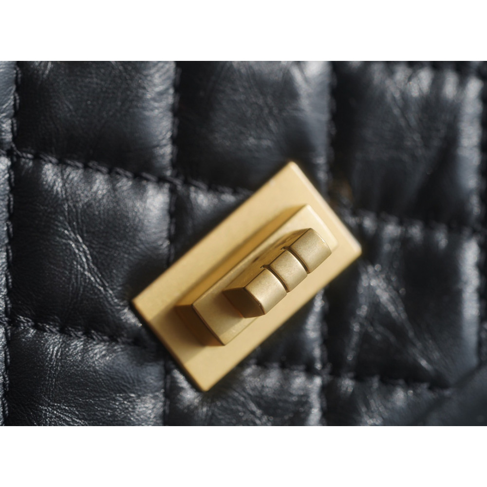 CHANEL 2.55 SMALL FLAP BAG